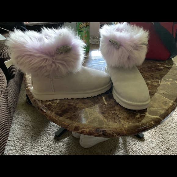 Lavender Slipper Boots with Fur and Ears. - Picture 3 of 4